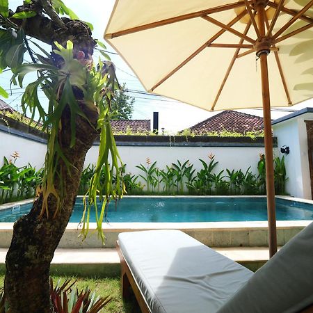 Ken Ken Guest House Seminyak  Luaran gambar